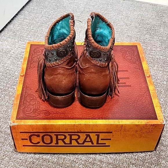 Bootie - Picture 3 of 4